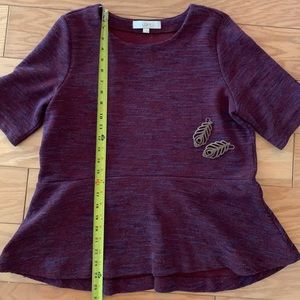 💜💙 LOFT peplum top